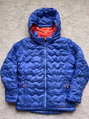 LL Bean Kids size 10-12 Royal Blue Hooded Puffer WinterJacket with Salmon Orange
